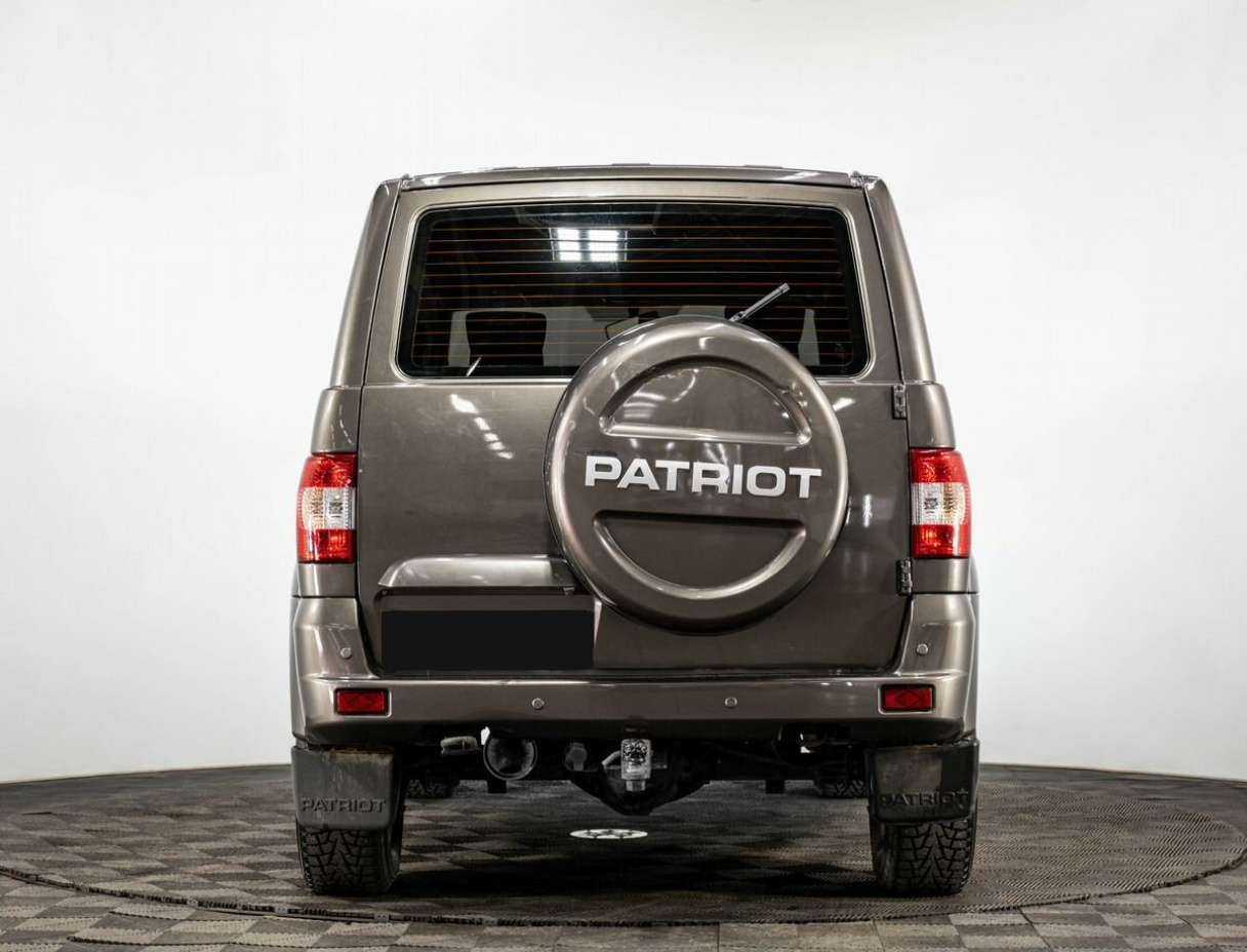 УАЗ Patriot
