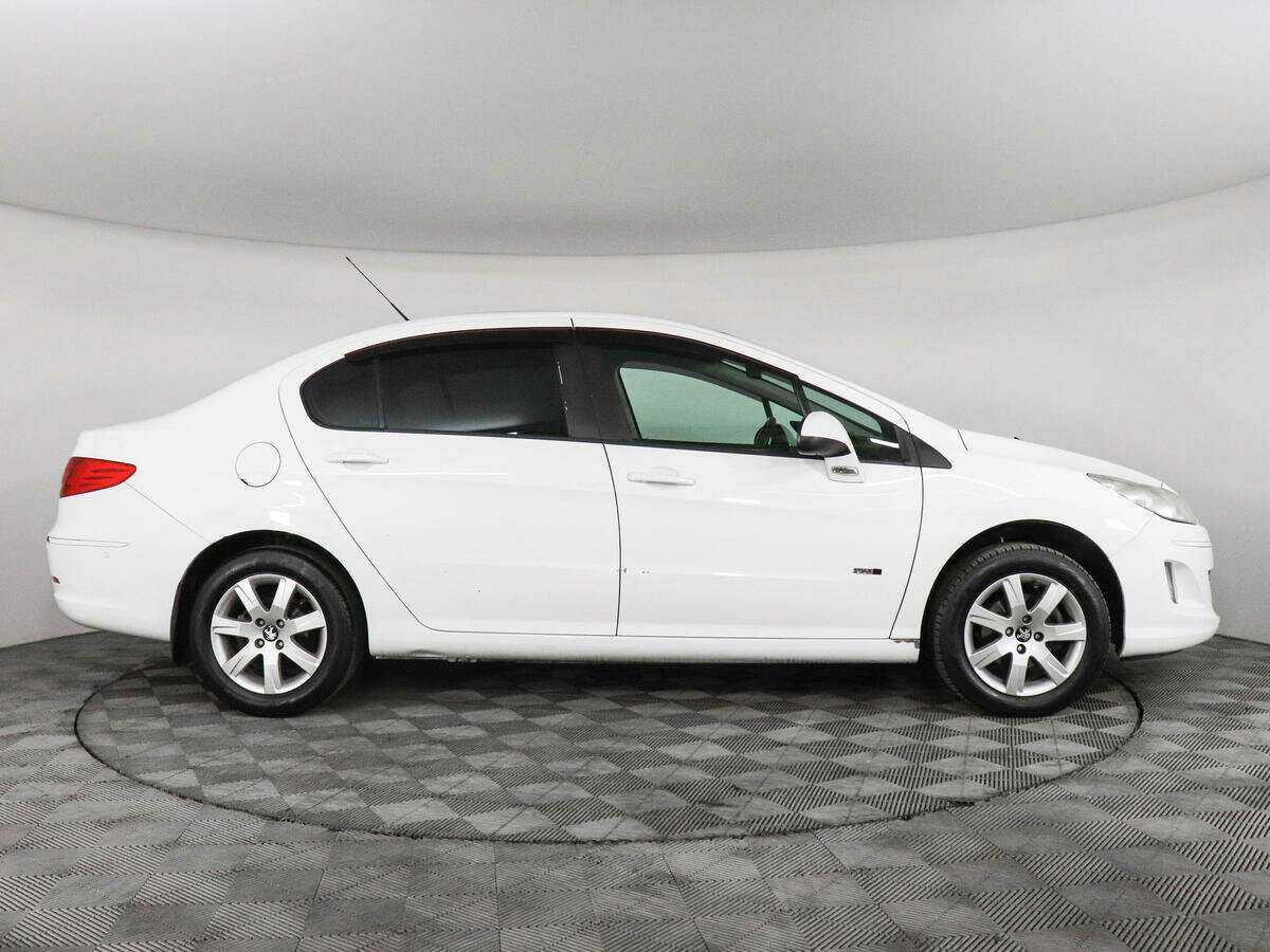 Peugeot 408