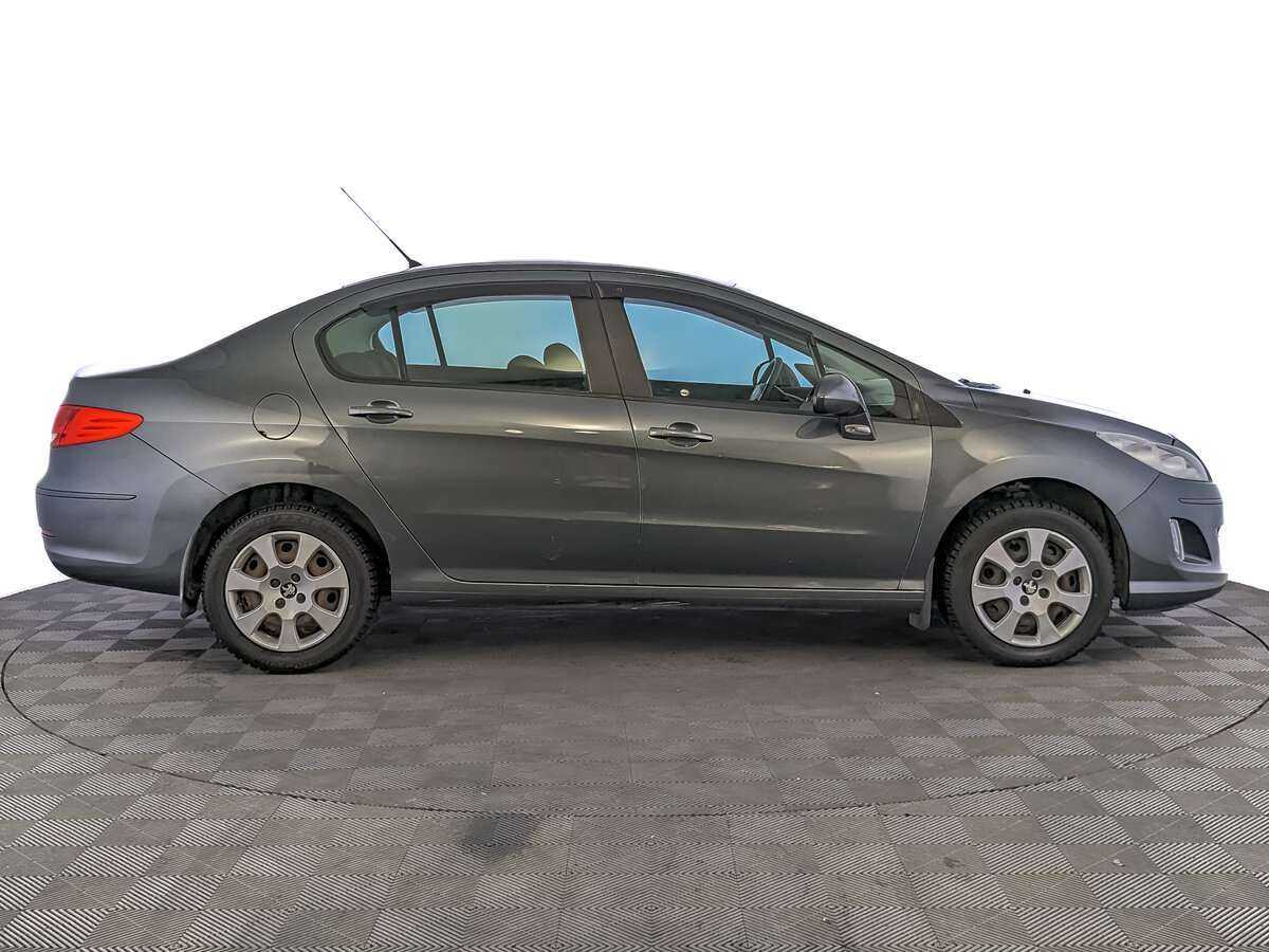 Peugeot 408
