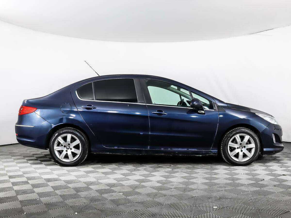 Peugeot 408