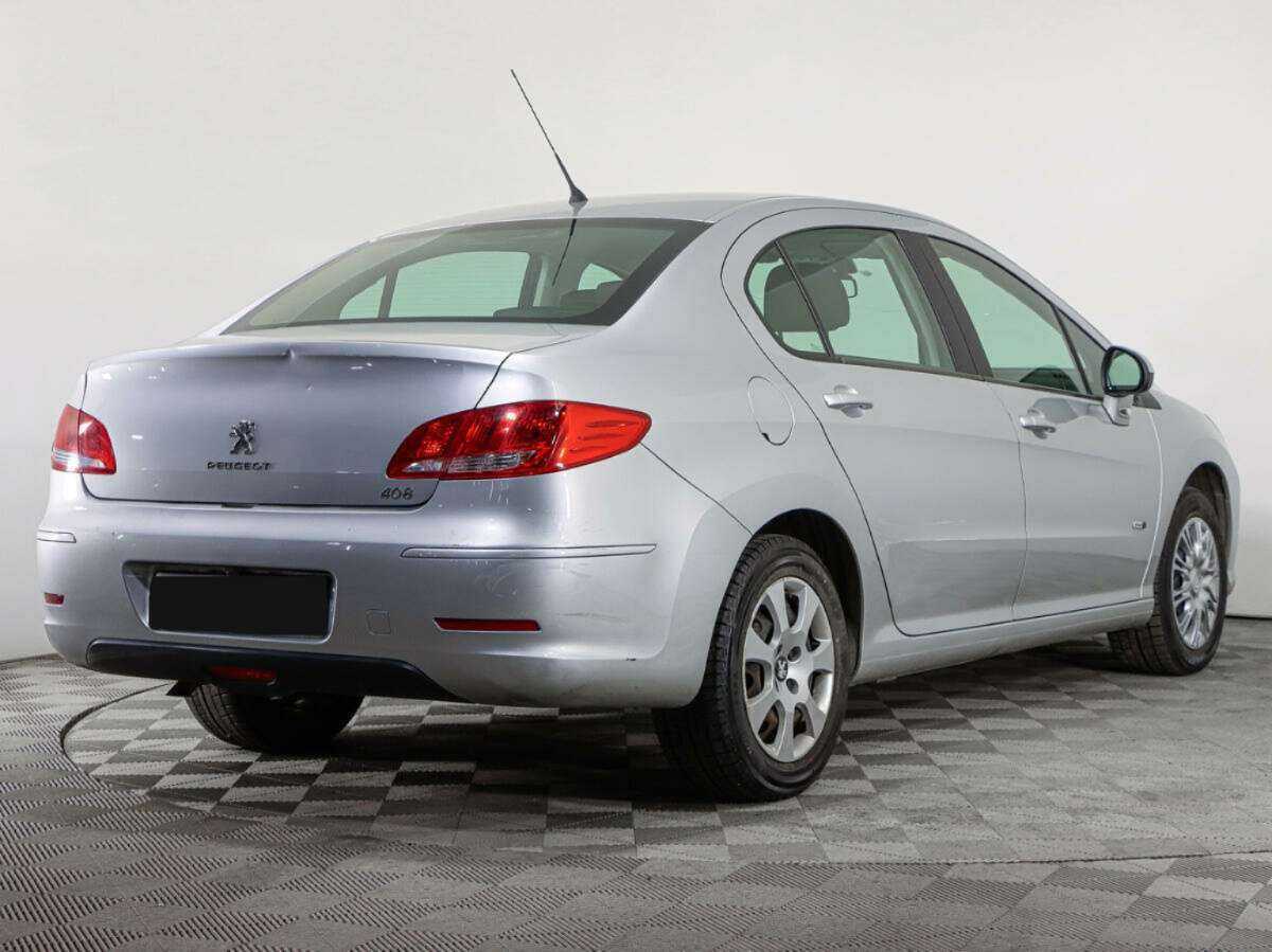 Peugeot 408