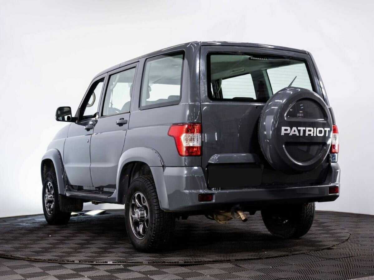 УАЗ Patriot